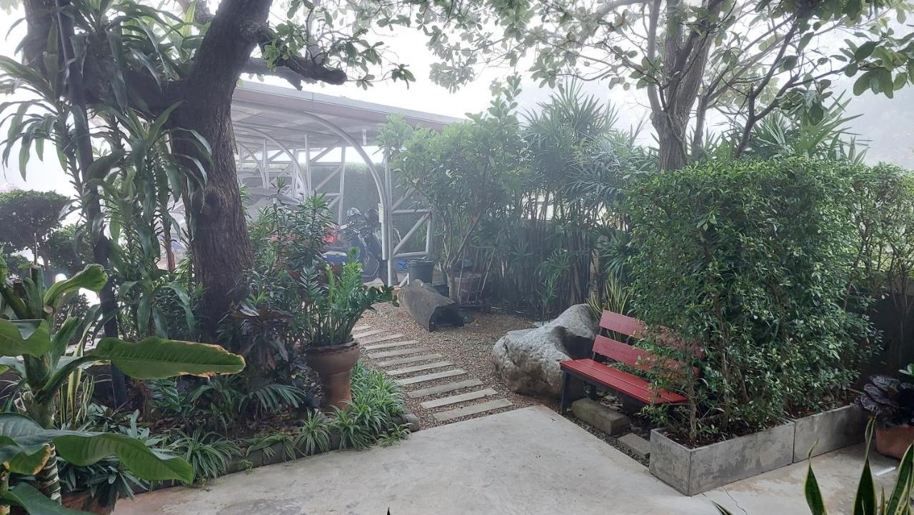 Aparthotel Baan Lita Phimai Esterno foto