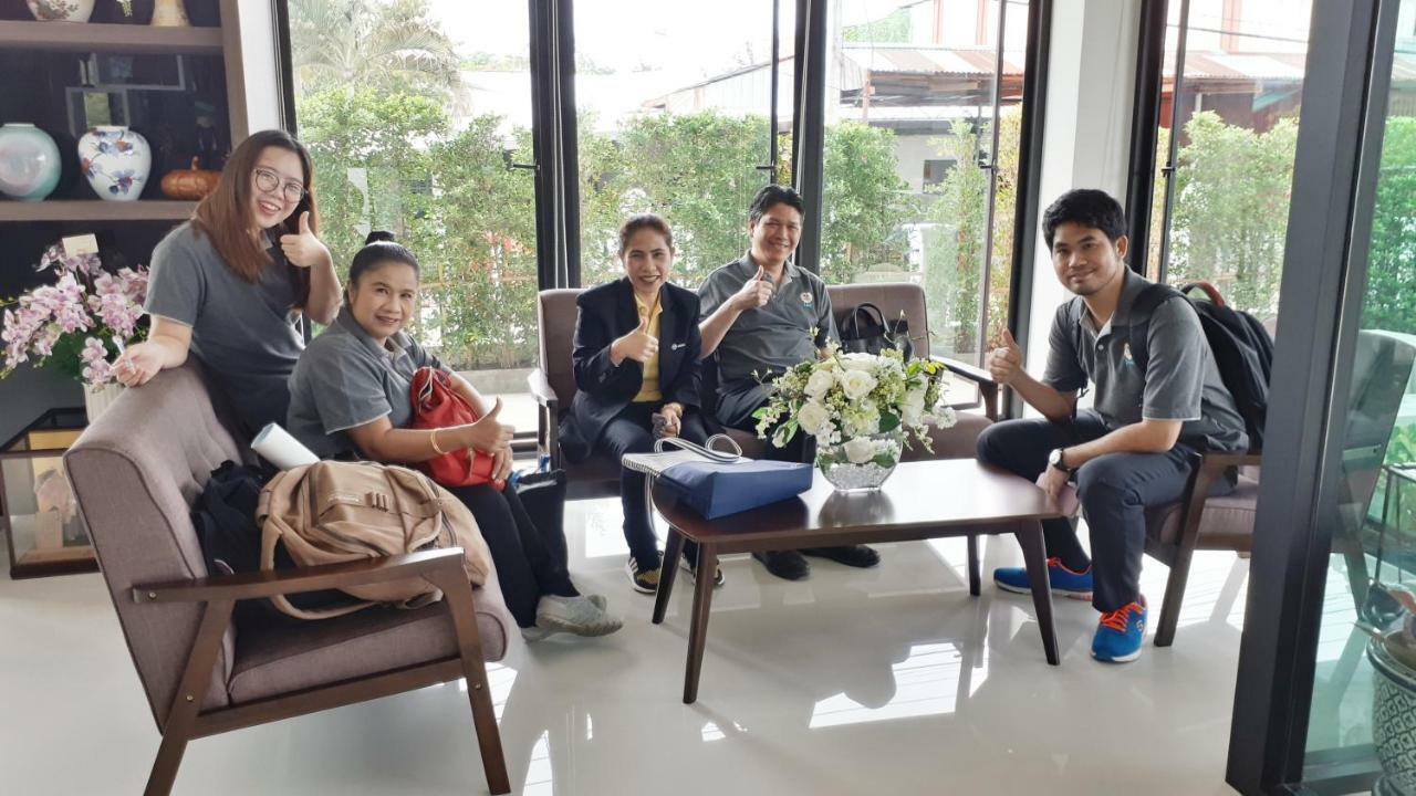 Aparthotel Baan Lita Phimai Esterno foto